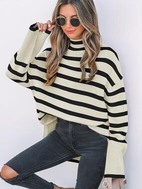Zesica Black & White Striped Mock Turtleneck Sweater • M